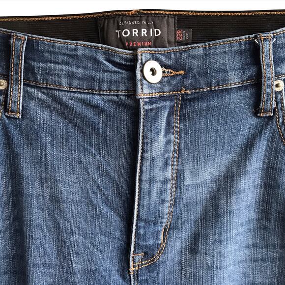 Torrid Sky High Skinny Jeans Distressed High Rise Stretch Premium Denim Size 22R - Picture 4 of 16